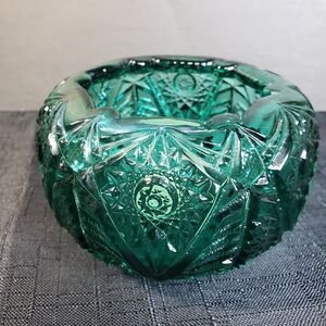 Beautiful Vintage Fenton Green Glass Hobstar Rose Bowl Candy Candle Dish